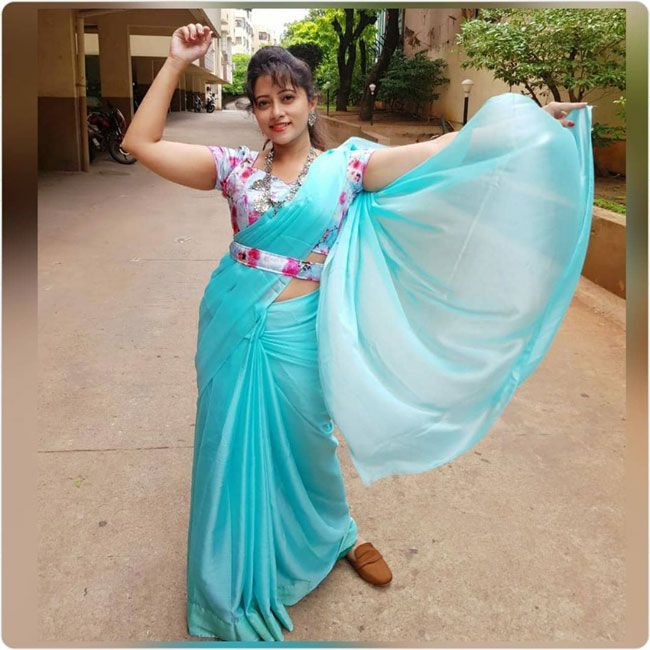 Actress Lahari Instagram Pictures